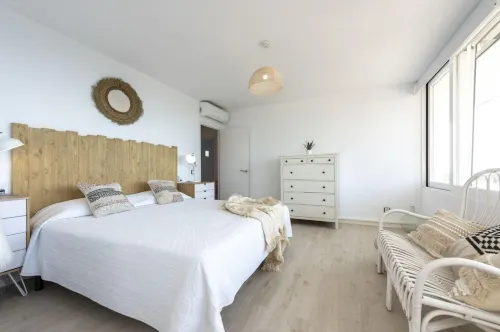 WONDERFUL VILLA SURROUNDED BY NATURE WITH PANORAMIC SEA VIEW