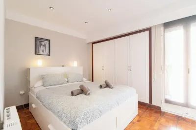 Amara Apartmnt *AMONAREN ETXEA*. Free WiFi, ROOMS, rent parking. Hotels in Amara