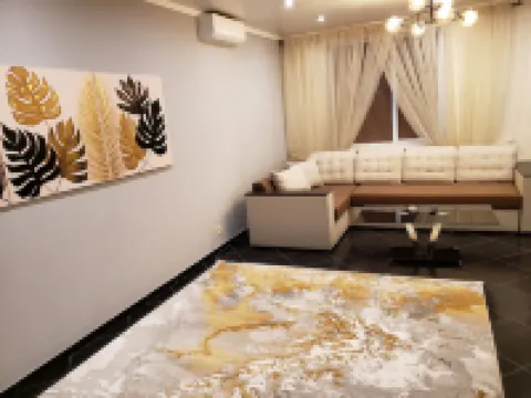 Entire First Level of Villa DT w/free WiFi and Parking