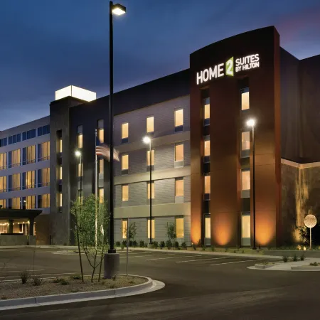 Home2 Suites by Hilton Phoenix - Glendale/Westgate