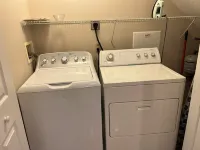 #11 2-bedroom apartment in historic Lorain, across from Palace Theatre. Hotels in Lorain