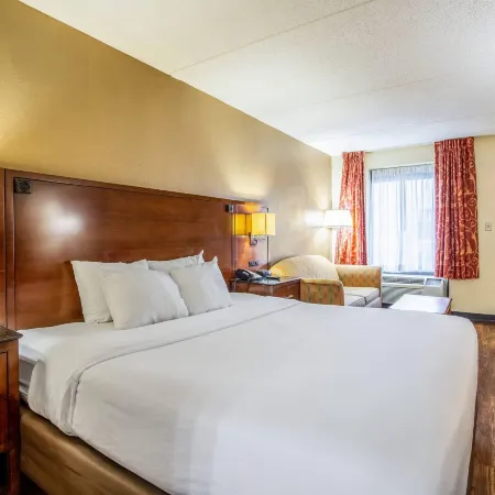 Econo Lodge Naval Station Norfolk