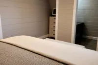 Lackawanna Lodge - Cozy two bedroom cottage Hotels in Ararat Township