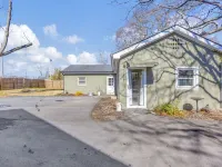 Downtown Easley Home Hotels in Easley