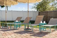 Heated Salt Pool & Hot Tub: 4mi to Beach!Great Family Friendly Vacation