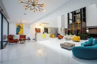 Kingfisher Nest Hotel Suites