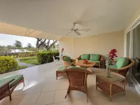 Palm Beach 103, Hastings, Barbados, 3 Bdrm, Beachfront, Pool, Great Location Hotel a 