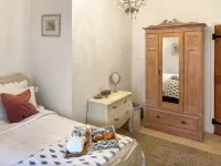 The Old Weavers Cottage Hotels in Ilkley