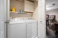 Spacious Modern Home w/ Pool • Hot Tub • Game Room