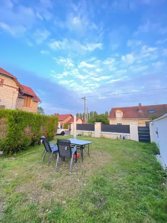 Grande Maison Spacieuse et Élégante Avec 3 Salons