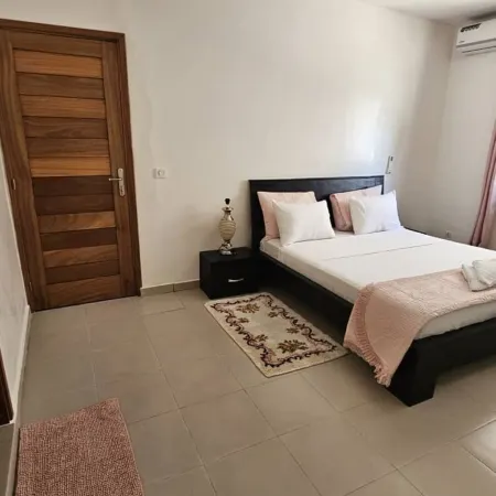 Appartement / Condominium de 3 Chambres et 3 Salles de Bain