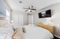 Forest Estates Lodge - Spacious + Available NOW!