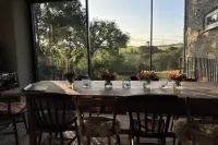 Tregrylls Barton a Stunning & Stylish Cornish Barn Retreat Hotels in Camelford