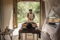 Ngama Tented Safari Lodge Отели в г. Ходспрут