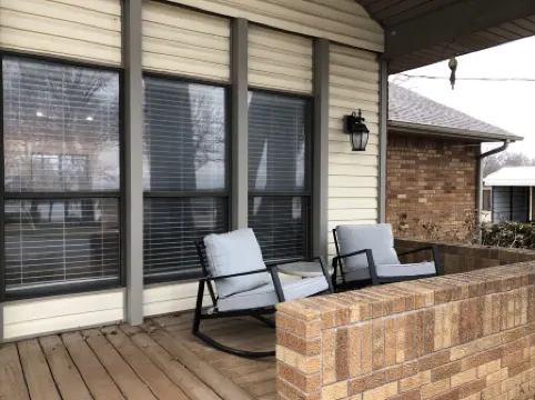 Spacious Lake View with Chef's Kitchen! Two minute walk to lake.