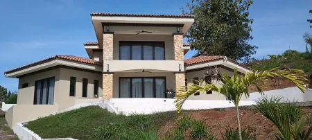 3-bedroom 3 bath estate in Esterillos with pool and jacuzzi.  New construction