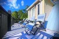 Family Lakehouse by Pickwick