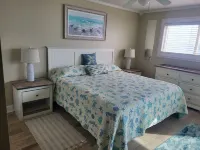 Beautiful 2 Bed/2 Bath Oceanfront Condo Overlooking Pool - Includes Beach Chairs