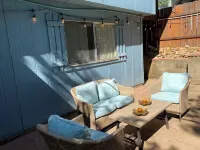 Charming 1-bdrm apartmt, 2 beds 3m to Bethel 1m to 5 w/private garden patio