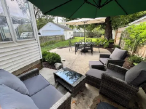 Adorable, Peaceful Retreat In Premier Fort Wayne Location, Sycamore House