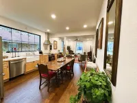 Casa Delmar! in the Heart of Sgf! Right by MSU
