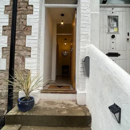 Charming Central Torquay Cottage