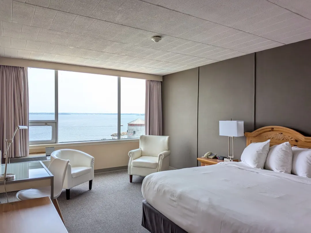 Confederation Place Hotel - Kingston
