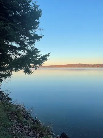 Family Friendly Lakefront Home on North Twin Lake