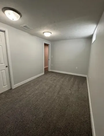5 Bed 2 Bath Family + Corporate NEWLY Renovated
