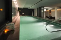 Esplendor by Wyndham Montevideo Cervantes - Pools