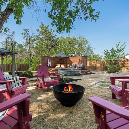 Backyard Oasis - Cowboy Pool w/ Heater & Chiller - Outdoor Projector Screen