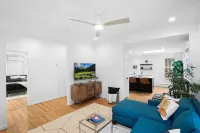 Clean, Classy, Convenient. Montclair's Best Stay! Walk to Town and Train Hotels in Montclair