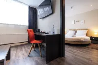 โรงแรมโฮม