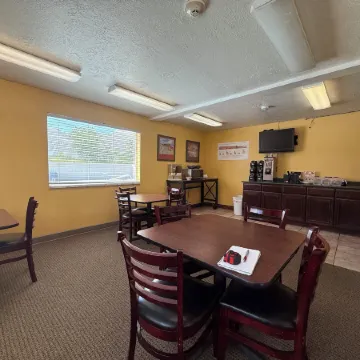 Cathedral Valley Inn