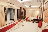 Hotel Allishan !! Couple Friendly Hotel Near Science City !!