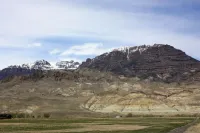 Scenic guest ranch with cozy cabin located between Cody, Wy and Yellowstone Park