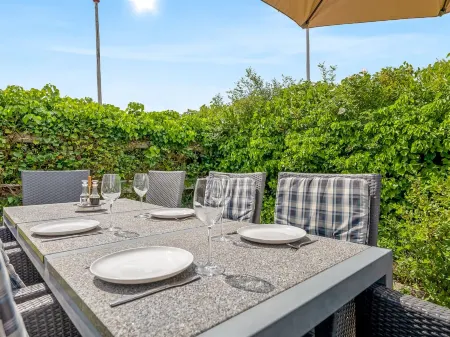 "Eilke" - 50m from the Sea