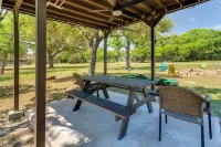 1 Mi to Somerville Lake: Home w/ Spacious Yard - 3-Star
