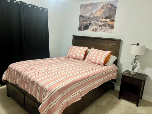 Elegant 2 Bedroom Apartment Home Hotels in Rowlett