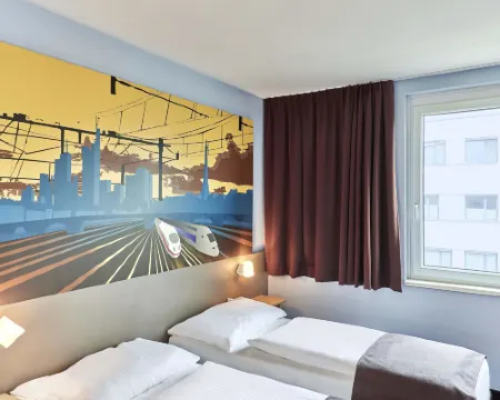B&B HOTEL Saarbrücken-Hbf Hotels in Saarbruecken