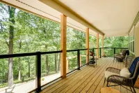 Spacious Home on Beaver Lake w/ Deck & Fire Pit! - 3-Star