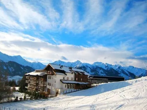 Chalet in Kirchberg near Ski Lift & Sauna - Hot Tub