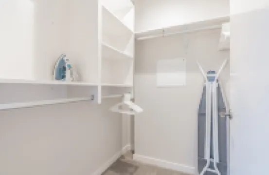 2BR | Rooftop, Gym, Pool | Bellevue | Sophari A