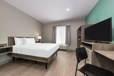 Echo Suites Extended Stay by Wyndham Dallas Plano/Richardson Hotels in Collin County