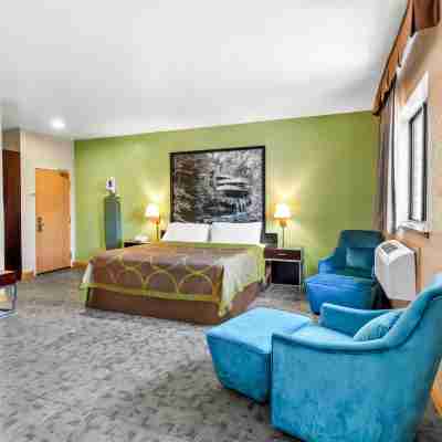 Super 8 by Wyndham Uniontown PA Rooms