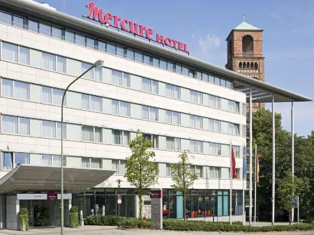 Mercure Hotel Plaza Essen Отели рядом с достопримечательностью «Эссенский собор»