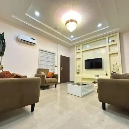 Roak Hotels and Apartments