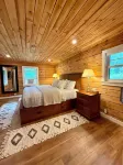Luxury log cabin in Bartlett, perfect for family or friends in the White Mtns