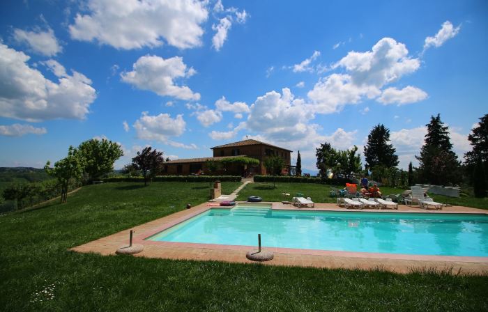 360 Degree View over the Tuscan Hills