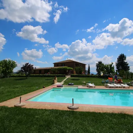 360 Degree View over the Tuscan Hills